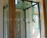 Bussola ingresso in vetro strutturale