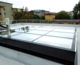 copertura vetrata apribile - lucernario in vetro scorrevole