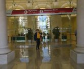 Vetro strutturale in facciata con travi di vetro